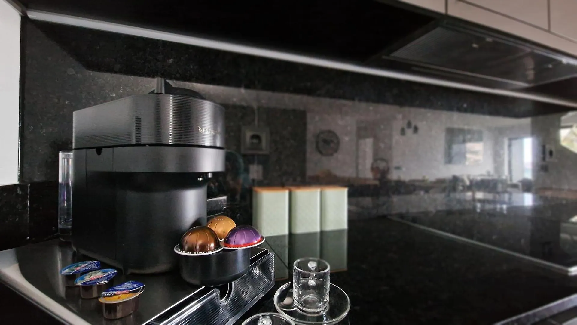 Appartamento Blissful Suite By Lovelystay Funchal  Portogallo