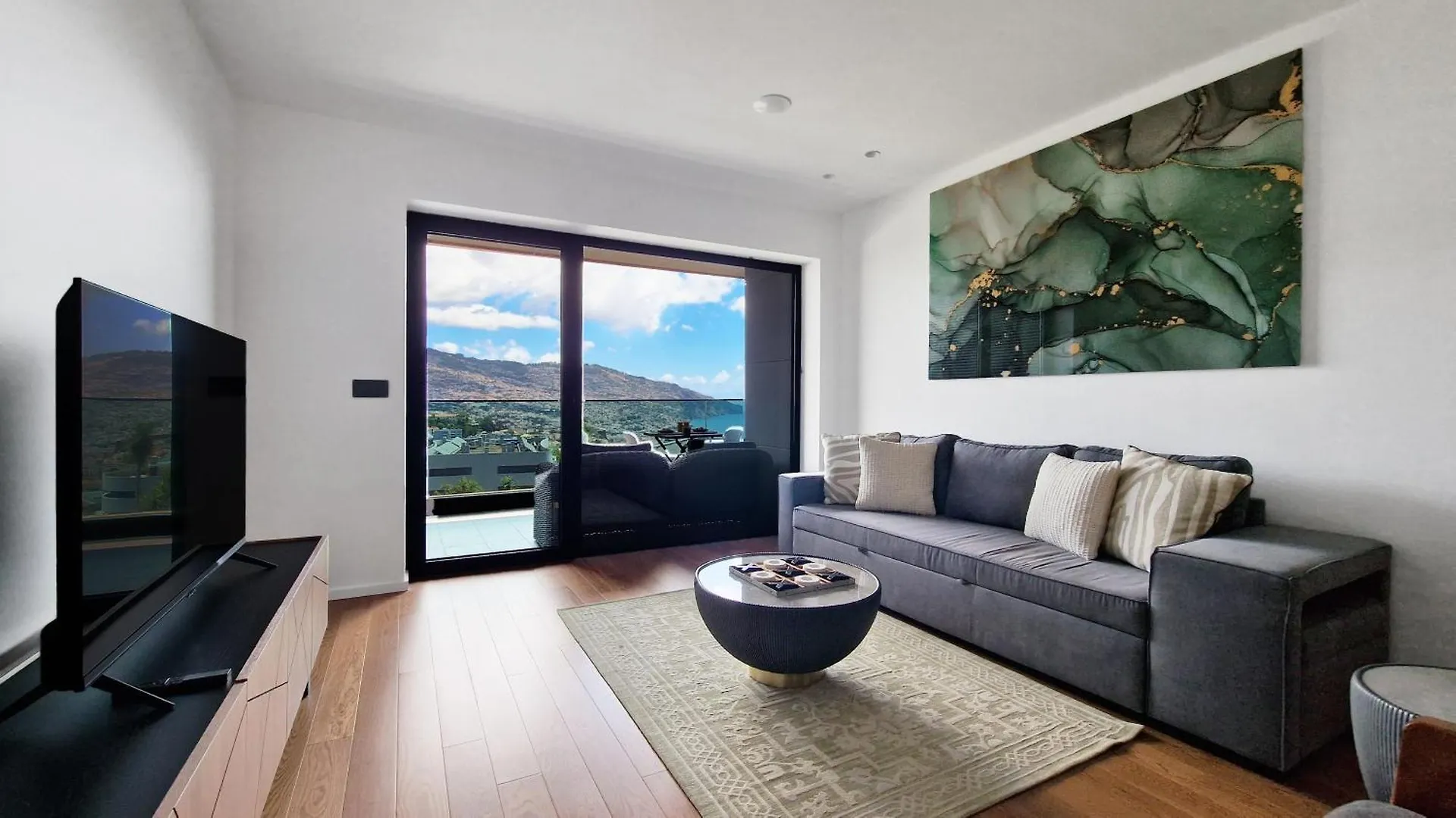 Blissful Suite By Lovelystay Funchal  Appartamento