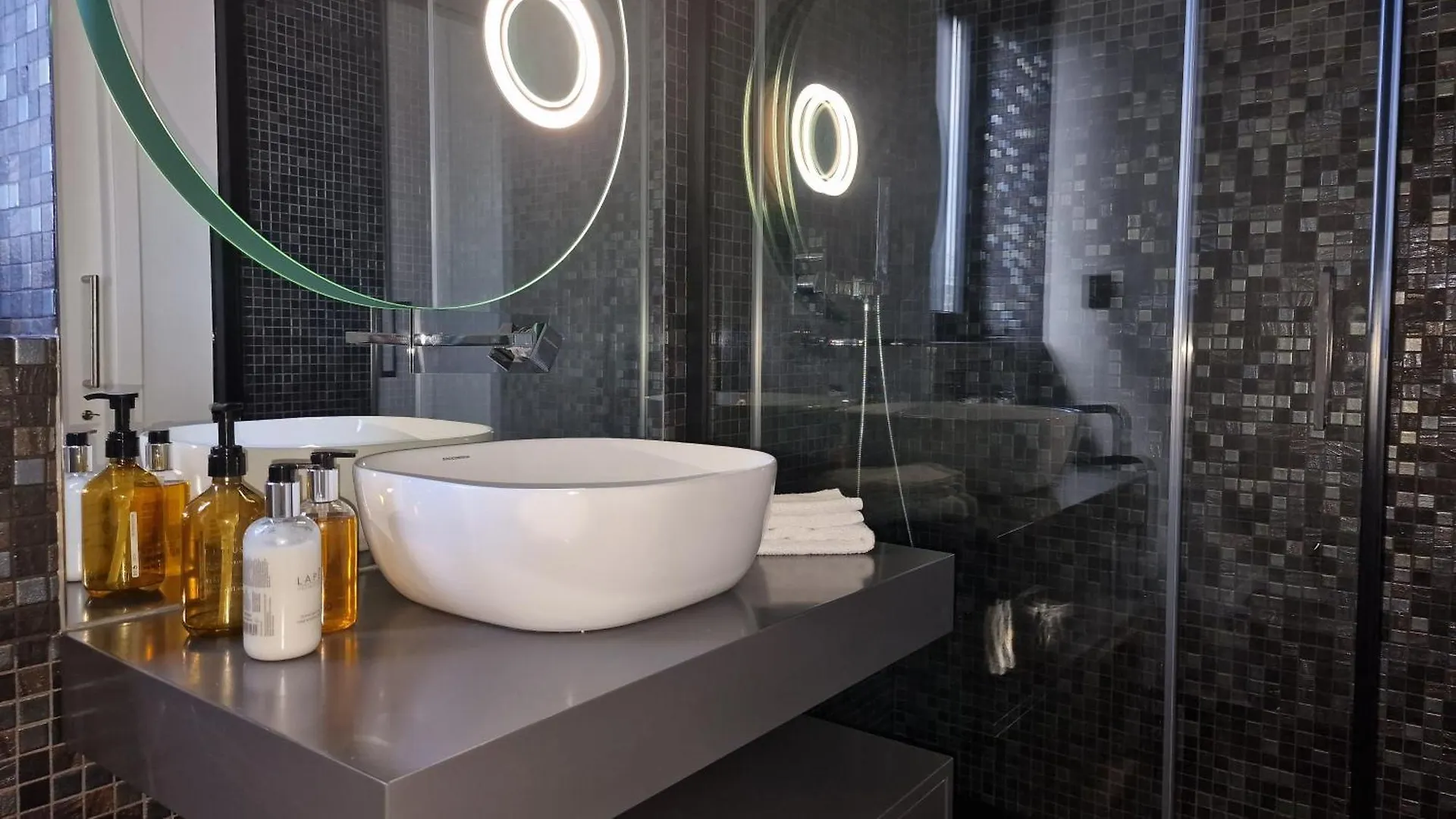 Blissful Suite By Lovelystay Funchal  0*, Funchal (Madeira)