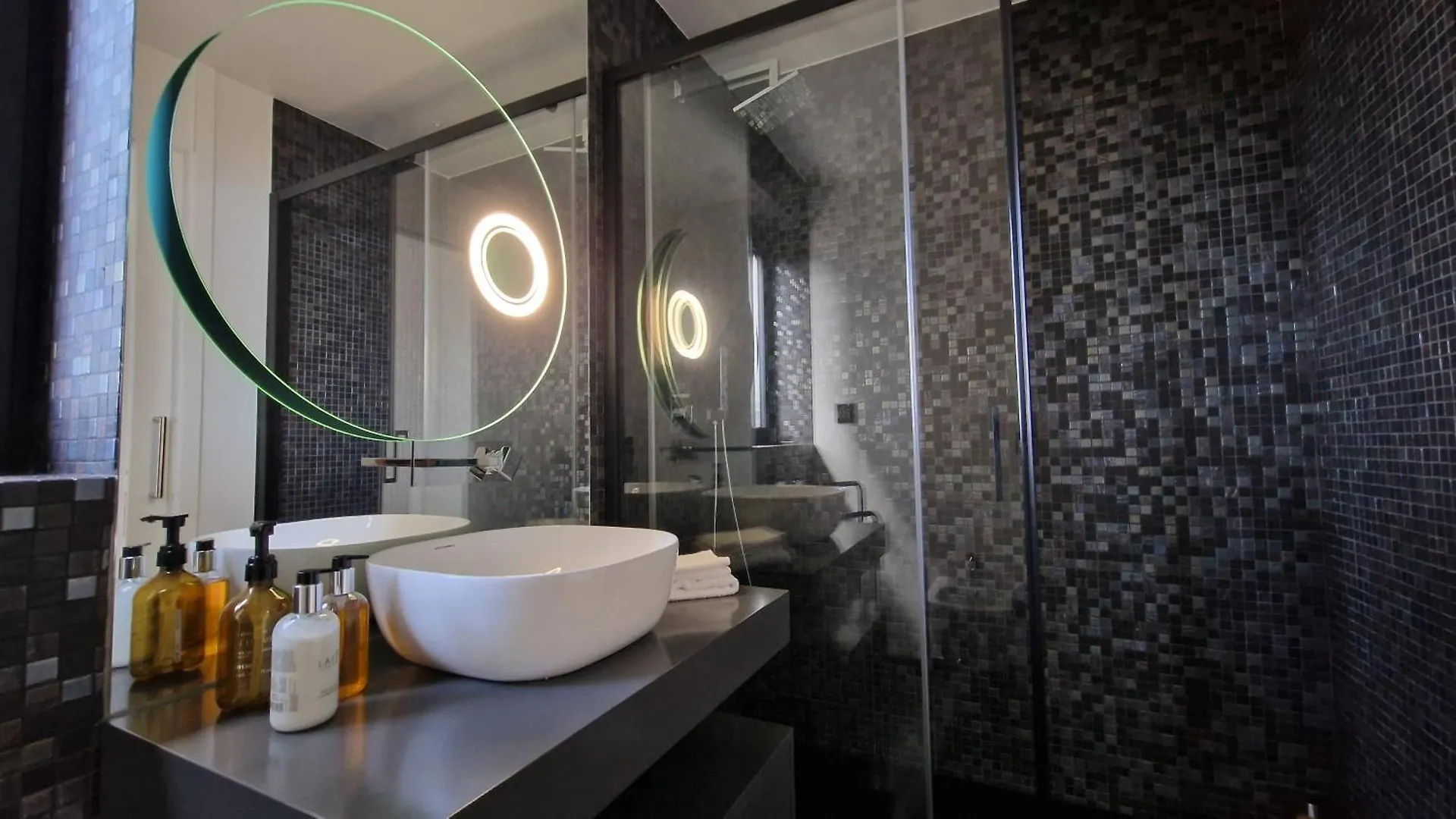 Blissful Suite By Lovelystay Funchal  Appartamento