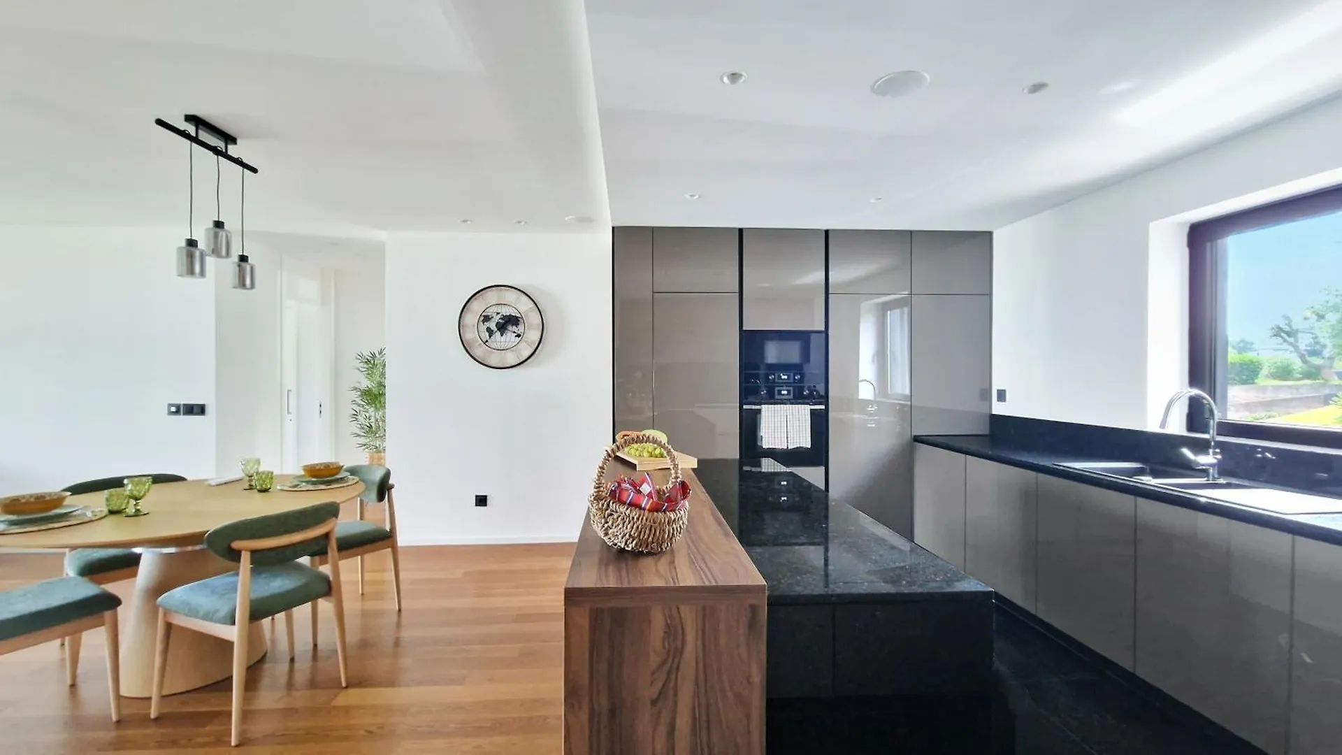 Blissful Suite By Lovelystay Funchal